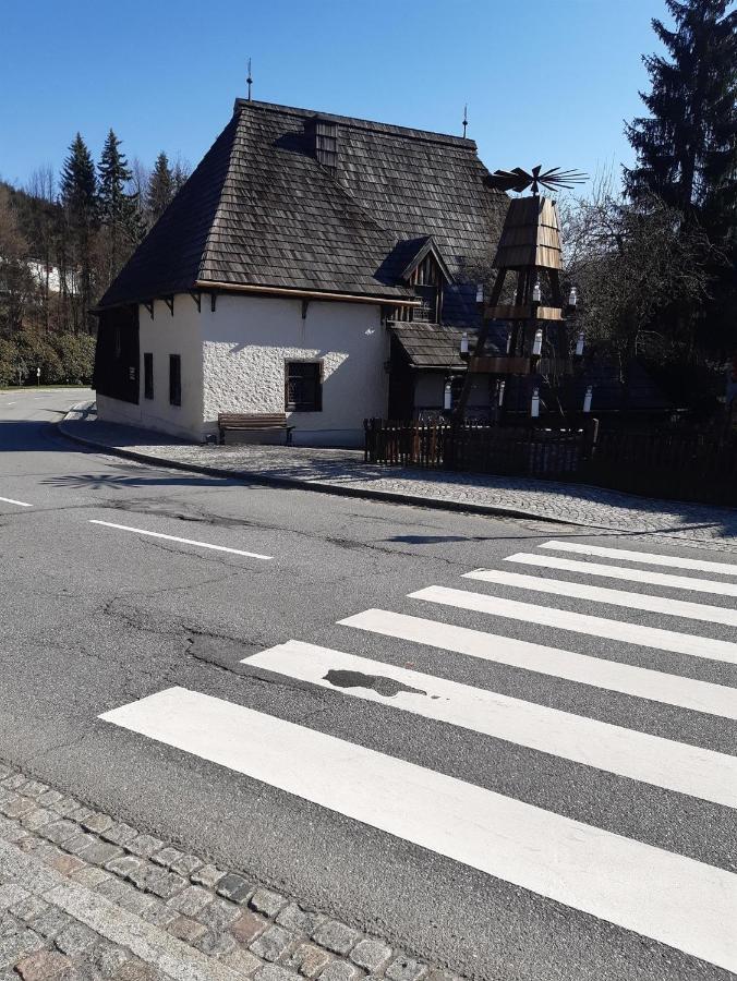 Ferienhaus Oertel อันนาแบร์ก-บุคโฮลซ์ ภายนอก รูปภาพ